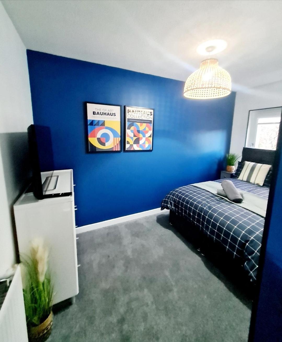 グラスゴーBright 3Br Walking Distance To Town - Free Parkingアパートメント エクステリア 写真